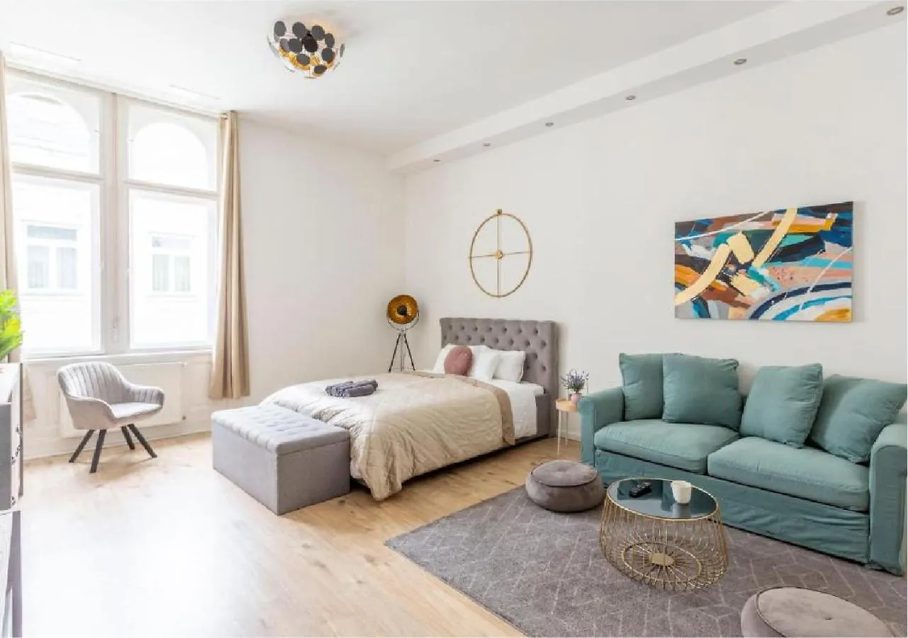 Exclusive Veres Palne Apartment By Cavaland Budapeşte