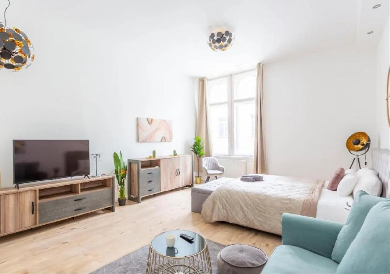 Exclusive Veres Palne Apartment By Cavaland Budapest